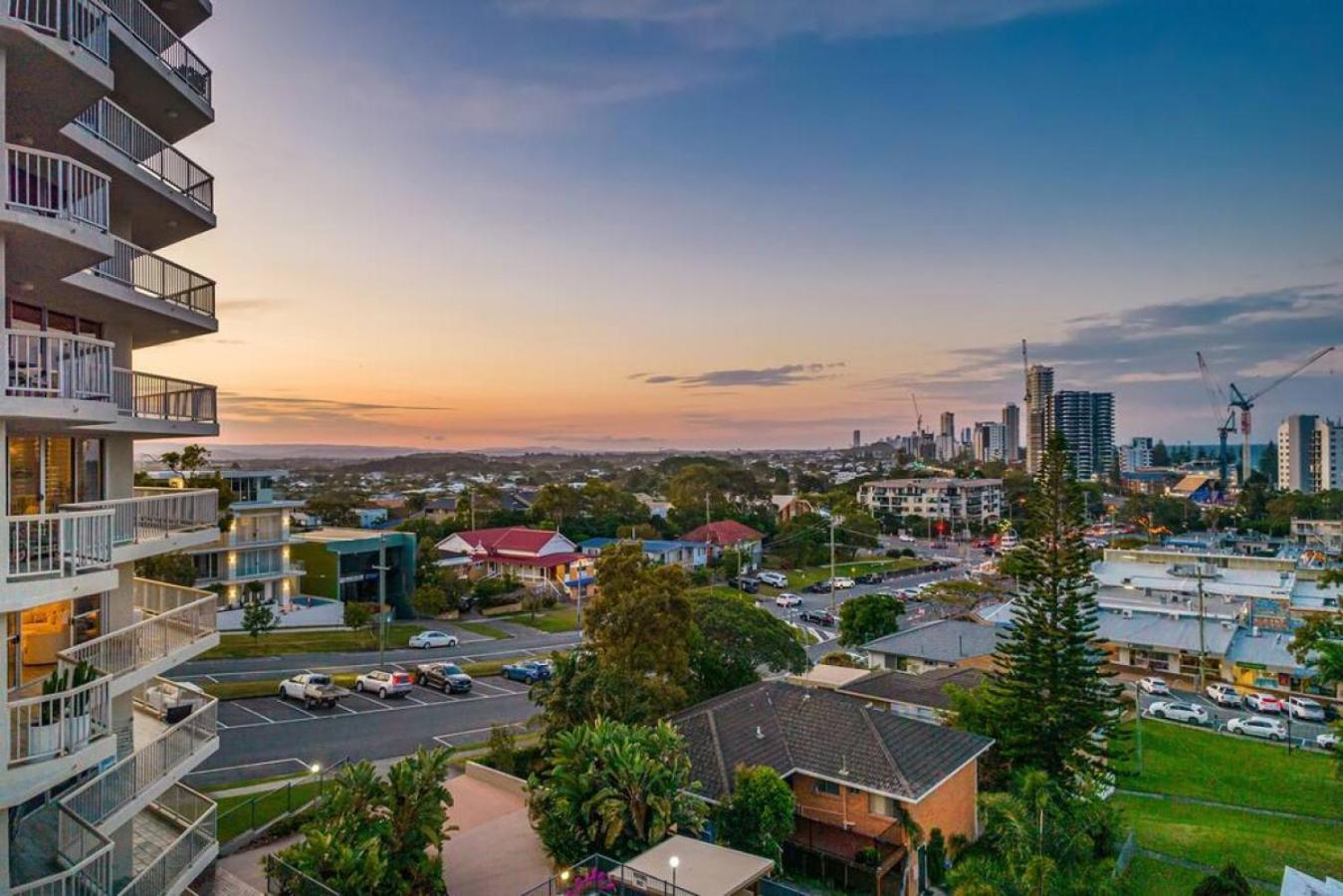 Skyfall - Breathtaking Views From Sunrise -sunset Gold Coast