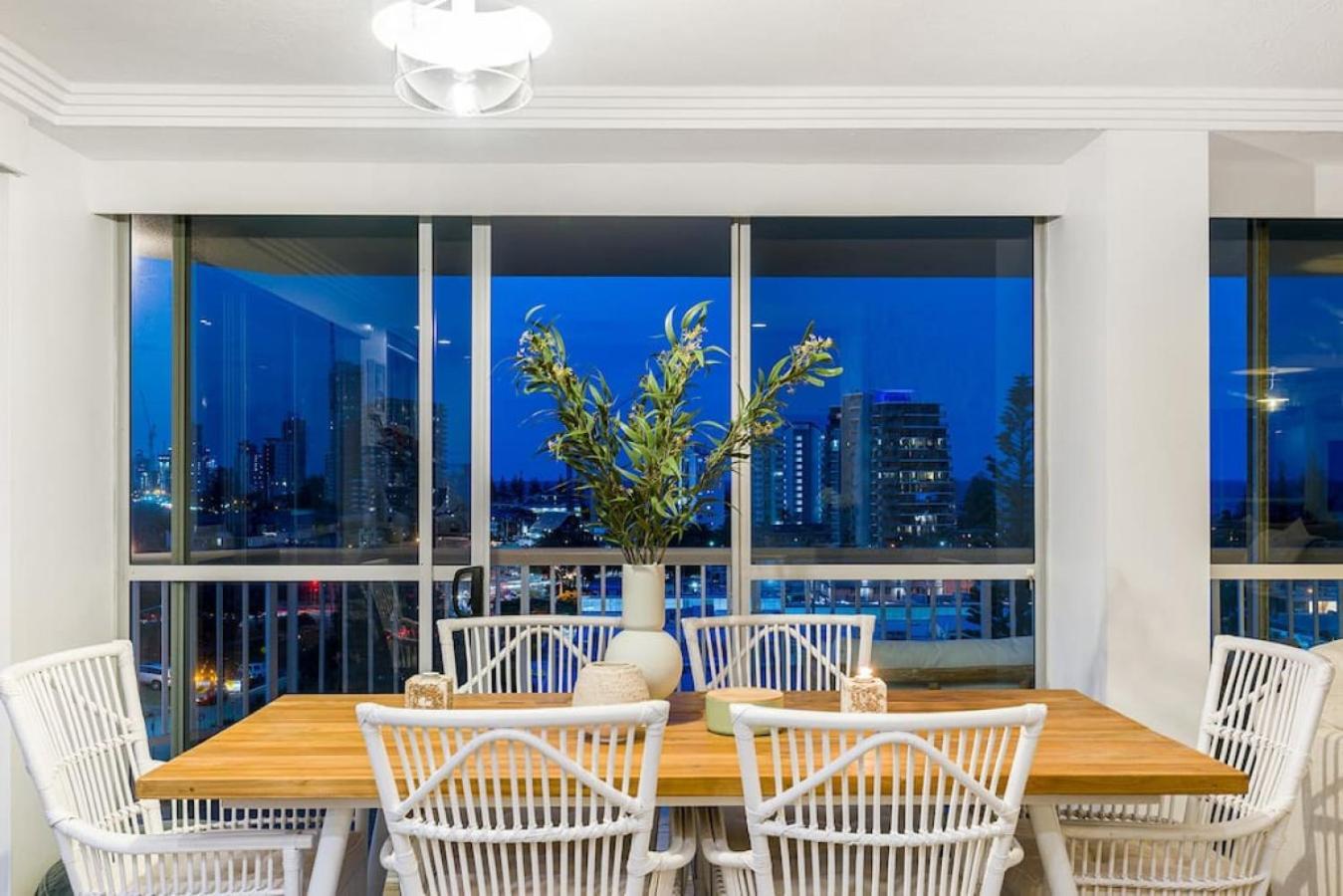 Skyfall - Breathtaking Views From Sunrise -sunset Gold Coast